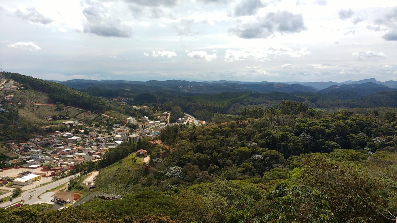 Aparthotel Em Pedra Azul Domingos Martins Eksteriør billede